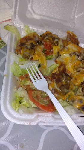 Los Pinos Mexican Salvadorean Grill