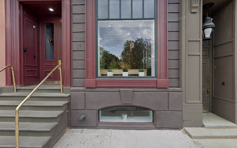 Taylor Made Lawn Care