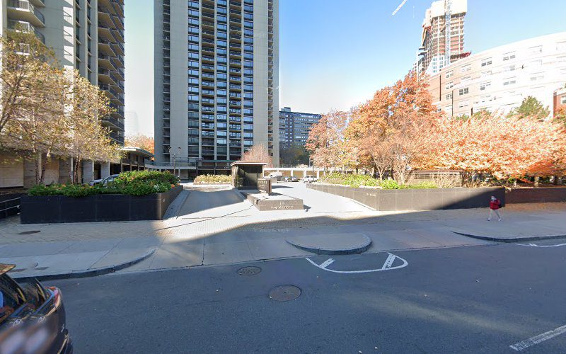 Dr. Walter Panis, MD